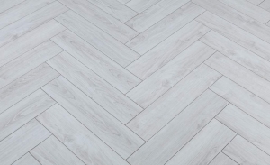 Французский ламинат 33 класс 12мм AC6 Alsafloor (Альсафлор) HERRINGBONE (Английская ёлка) 627 Дуб Полярный (Polar oak)