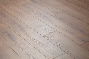 Французский ламинат 33класс 8мм AC5 Alsafloor (Альсафлор) OSMOZE 528 Дуб Каштан (Chestnut oak)