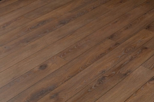 Французский ламинат 33класс 8мм AC5 Alsafloor (Альсафлор) OSMOZE MEDIUM 528 Дуб Каштан (Chestnut oak)