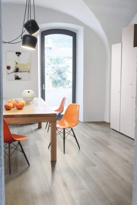Ламинат BerryAlloc 62001177 Bloom Light Grey (Блум Светло Серый) Smart 8