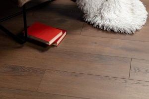 Французский ламинат 33класс 8мм AC5 Alsafloor (Альсафлор) OSMOZE 528 Дуб Каштан (Chestnut oak)