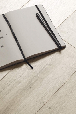 Австрийский ламинат KAINDL 34266 Oak Bari (Кайндл Дуб Бари) Classic Touch 8.0 Premium Plank