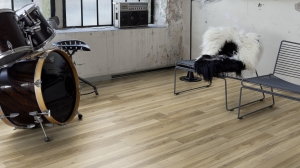 K4412 Дуб Мультистрип Тру (Oak Multistripe True) Classic Touch Standard Plank 8.0 mm 32 Класс Разноширинный Светло-Коричневый Дуб