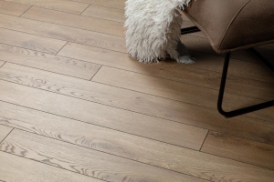 Французский ламинат 33класс 12мм AC6 Alsafloor (Альсафлор) SOLID MEDIUM 535 Дуб Пралине (Praline oak)
