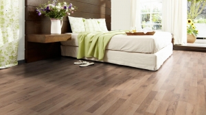 37218 Дуб Алиано (Oak Aliano) Classic Touch Standard Plank 8.0 mm 32 Класс Трехполосный дуб